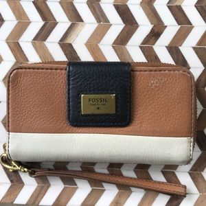 Fossil Wallet Or Wristlet - image 1